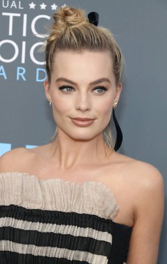 Margot Robbie, 23 yıllık Critics'Choice Awards Santa Monica, ABD Barker hangarda 11 Ocak 2018 düzenlenen.