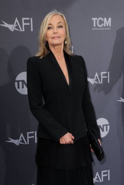 Bo Derek, 9 Haziran 2022 'de ABD' nin Hollywood kentindeki Dolby Tiyatrosu 'nda düzenlenen 48. AFI Yaşam Başarı Ödülü' nde Julie Andrews onurlandırıldı..