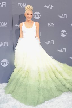 Gwen Stefani, 9 Haziran 2022 'de ABD' nin Hollywood kentindeki Dolby Tiyatrosu 'nda düzenlenen 48. AFI Yaşam Boyu Başarı Ödülü' nde Julie Andrews onurlandırıldı..