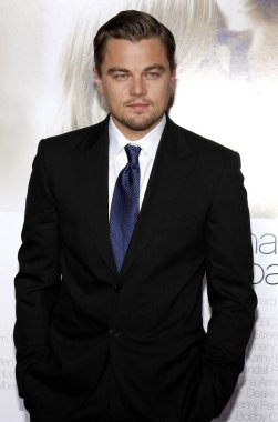 Leonardo DiCaprio, 15 Aralık 2008 'de Westwood' daki Mann Village Tiyatrosu 'nda düzenlenen' Devrim Yolu 'nun Los Angeles galasında.