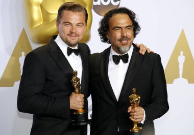 Leonardo DiCaprio ve Alejandro Gonzalez Inarritu, 28 Şubat 2016 tarihinde Hollywood, ABD 'deki Loews Hollywood Oteli' nde düzenlenen 88..