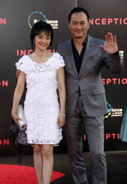  Kaho Minami ve Ken Watanabe, 13 Temmuz 2010 'da ABD' nin Hollywood kentindeki Grauman 's Chinese Theatre' da düzenlenen Los Angeles Inception galasında.