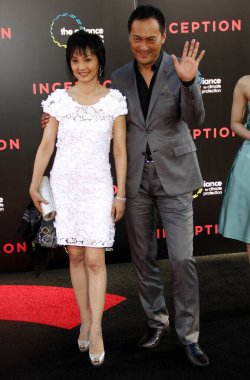  Kaho Minami ve Ken Watanabe, 13 Temmuz 2010 'da ABD' nin Hollywood kentindeki Grauman 's Chinese Theatre' da düzenlenen Los Angeles Inception galasında.