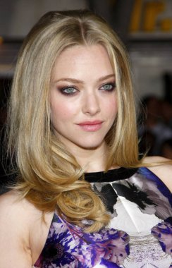 Amanda Seyfried, 20 Ekim 2011 'de ABD' nin Westwood kentindeki Regency Village Theatre 'da düzenlenen' In Time 'ın Los Angeles galasında.