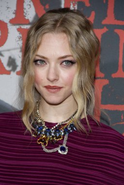 Amanda Seyfried, 7 Mart 2011 'de ABD' nin Hollywood kentindeki Grauman 's Chinese Theater' da düzenlenen 