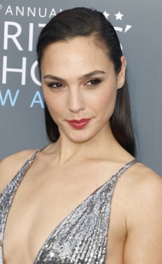 Gal Gadot, 23 yıllık Critics'Choice Awards Santa Monica, ABD Barker hangarda 11 Ocak 2018 düzenlenen.
