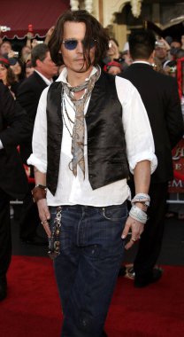 Johnny Depp, 19 Mayıs 2007 'de ABD' nin Anaheim kentindeki Disneyland 'da düzenlenen 