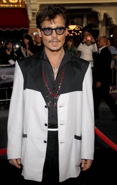 Johnny Depp, 'Karayip Korsanları: Yabancı Gelgitler Üzerine' nin Los Angeles galasında 7 Mayıs 2011 'de ABD' nin Anaheim kentindeki Disneyland 'da yapıldı..