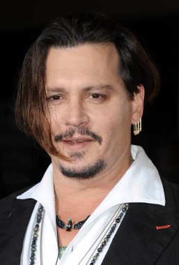 Johnny Depp, 21 Kasım 2015 'te Westwood, ABD' deki Westwood Village Tiyatrosu 'nda 