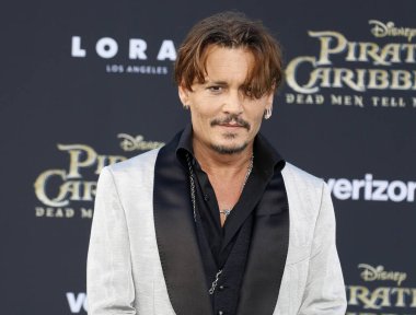 Johnny Depp, 18 Mayıs 2017 'de ABD' nin Hollywood şehrindeki Dolby Tiyatrosu 'nda düzenlenen 