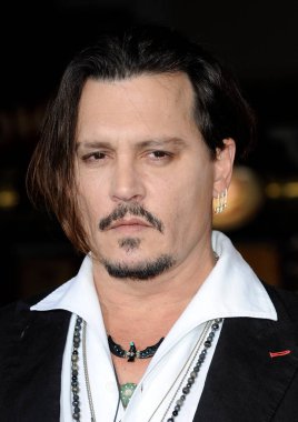 Johnny Depp, 21 Kasım 2015 'te Westwood, ABD' deki Westwood Village Tiyatrosu 'nda 