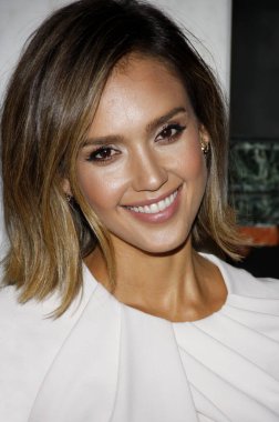 Jessica Alba yemeğinde bağımsız okul İttifak için azınlık işleri etkisi Ödülleri Four Seasons Hotel Beverly Hills 17 Mart 2015 düzenlenen. Kredi: Lumeimages.com
