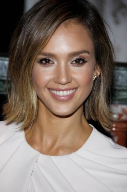 Jessica Alba yemeğinde bağımsız okul İttifak için azınlık işleri etkisi Ödülleri Four Seasons Hotel Beverly Hills 17 Mart 2015 düzenlenen. Kredi: Lumeimages.com
