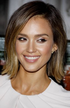 Jessica Alba yemeğinde bağımsız okul İttifak için azınlık işleri etkisi Ödülleri Four Seasons Hotel Beverly Hills 17 Mart 2015 düzenlenen. Kredi: Lumeimages.com