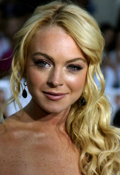 Lindsay Lohan Los Angeles Premiere Mrs Smith Held Mann Village — Stock fotografie