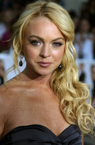 Lindsay Lohan Alla Premiere Los Angeles Mrs Smith Tenutasi Mann — Foto Stock