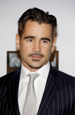 Colin Farrell, 23 Şubat 2012 'de ABD' nin Kaliforniya eyaletinin Bad Robot şehrinde düzenlenen 