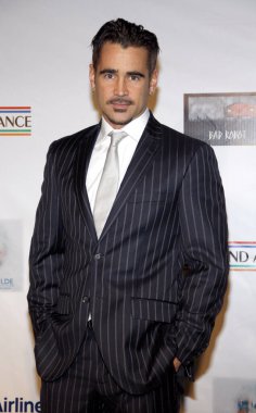 Colin Farrell, 23 Şubat 2012 'de ABD' nin Kaliforniya eyaletinin Bad Robot şehrinde düzenlenen 