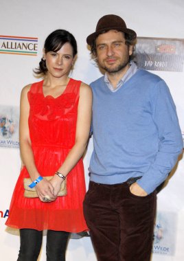 Elaine Cassidy ve David Lord, 23 Şubat 2012 'de ABD' nin Los Angeles kentindeki Bad Robot 'ta düzenlenen 