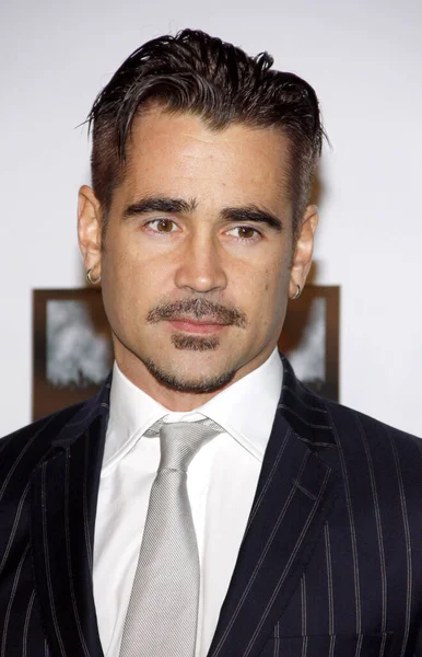 Colin Farrell, 23 Şubat 2012 'de ABD' nin Kaliforniya eyaletinin Bad Robot şehrinde düzenlenen 