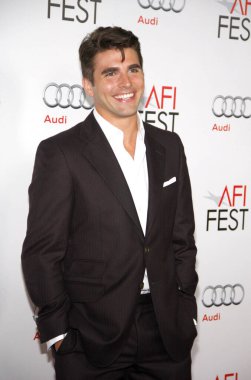 Miles Fisher, AFI FEST 2011 Açılış Gecesi Dünya Galası 'nda J. Edgar, 3 Kasım 2011 'de Hollywood, ABD' deki Grauman 'ın Çin Tiyatrosu' nda düzenlendi.