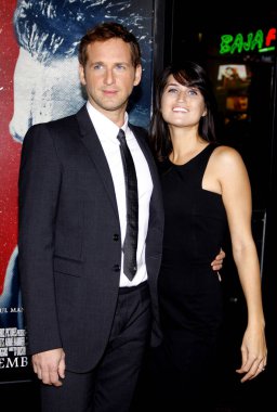 Josh Lucas, AFI FEST 2011 Açılış Gecesi Dünya Galası 'nda J. Edgar, 3 Kasım 2011 'de Hollywood, ABD' deki Grauman 'ın Çin Tiyatrosu' nda düzenlendi.