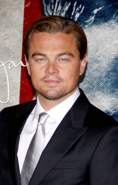 Leonardo DiCaprio, 3 Kasım 2011 tarihinde ABD 'nin Hollywood kentindeki Grauman' s Chinese Theater 'da düzenlenen AFI Fest 2011 açılış gecesi 