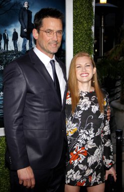 Billy Campbell ve Mireille Enos, 26 Mart 2012 'de ABD' nin Hollywood kentindeki Arclight Cinemas 'ta Los Angeles 2.