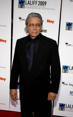 Edward James Olmos, 11 Ekim 2009 'da ABD' nin Hollywood kentindeki Grauman 'ın Çin Tiyatrosu' nda düzenlenen 13. Geleneksel Los Angeles Latin Film Festivali açılış galasında.