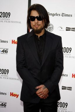 Dave Navarro, 11 Ekim 2009 'da ABD' nin Hollywood kentindeki Grauman 'ın Çin Tiyatrosu' nda düzenlenen 13. Geleneksel Los Angeles Latin Film Festivali açılış galasında.