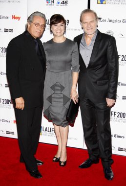 Edward James Olmos, Llus Homar ve Blanca Portillo, 11 Ekim 2009 'da ABD' nin Hollywood kentinde Grauman 'ın Çin Tiyatrosu' nda düzenlenen 13..