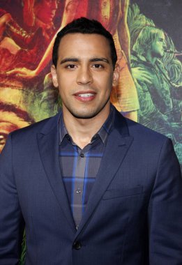 Victor Rasuk, 10 Aralık 2014 tarihinde ABD 'nin Hollywood kentindeki TCL Çin Tiyatrosu' nda düzenlenen 'Inherent Vice' filminin dünya prömiyerinde.