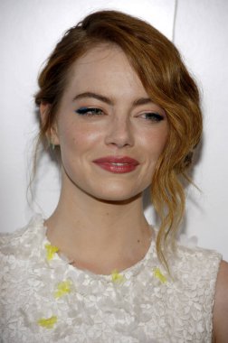 Emma Stone, 9 Temmuz 2015 'te ABD' nin Beverly Hills kentindeki WGA Tiyatrosu 'nda düzenlenen 