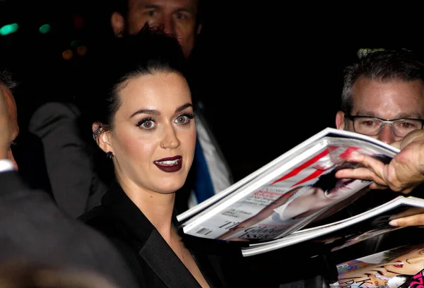 Katy Perry Los Angeles Premiere Katy Perry Prismatic World Tour — Stock Photo, Image