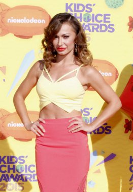 Karina Smirnoff, 28 Mart 2015 tarihinde Inglewood, ABD 'deki Forum' da düzenlenen 2015 Nickelodeon 's Kids' Choice Ödülleri 'nde.