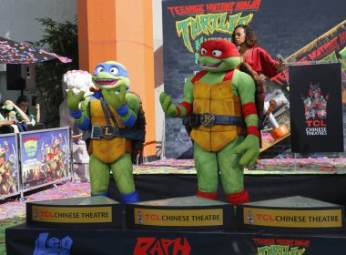 Leonardo, Donatello, Michaelangelo ve Raphael, 7 Eylül 2023 'te ABD' nin Hollywood kentindeki TCL Çin Tiyatrosu 'nda düzenlenen Ninja Kaplumbağa El Baskısında..