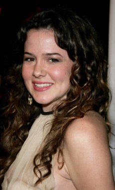 Marieh Delfino, 18 Ekim 2005 'te ABD' nin Hollywood kentindeki Grauman 'ın Çin Tiyatrosu' nda düzenlenen 'Kiss Kiss, Bang Bang' galasında.