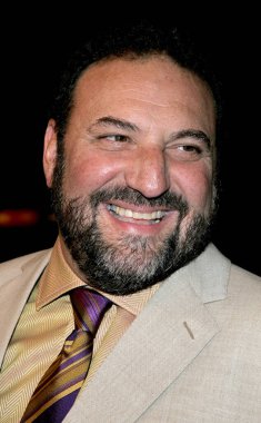 Joel Silver, 18 Ekim 2005 'te ABD' nin Hollywood kentindeki Grauman 'ın Çin Tiyatrosu' nda düzenlenen Kiss Kiss, Bang Bang 'in galasında.