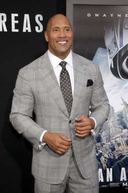 Dwayne Johnson, 26 Mayıs 2015 Salı günü Hollywood 'daki TCL Çin Tiyatrosu IMAX' te düzenlenen San Andreas 'ın Los Angeles galasında. 