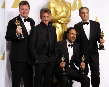 John Lesher, Sean Penn, Alejandro G. Inarritu ve James W. Skotchdopole, Los Angeles 'taki Loews Hollywood Oteli' nde 22 Şubat 2015 tarihinde düzenlenen 87..  