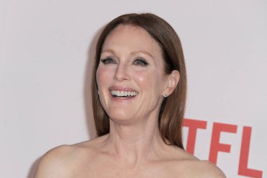 Julianne Moore, Netflix 'in 16 Kasım 2023' te Beverly Hills, ABD 'deki Akademi Sinema Müzesi' nde düzenlenen 'Mayıs Aralık ayının Los Angeles galasında.