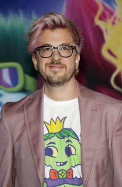 Christopher Mintz-Plasse, 15 Kasım 2023 'te ABD' nin Hollywood kentindeki TCL Çin Tiyatrosu 'nda düzenlenen' Troll Grubu 'nun Los Angeles galasında.