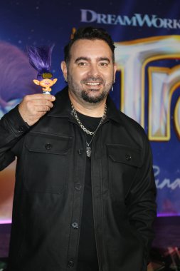 Chris Kirkpatrick, 15 Kasım 2023 'te ABD' nin Hollywood kentindeki TCL Çin Tiyatrosu 'nda düzenlenen' Troll Grubu 'nun Los Angeles galasında.