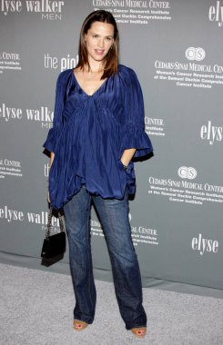 Jennifer Garner at the 4th Annual Pink Party held at the Hangar 8 in Santa Monica on September 13, 2008.