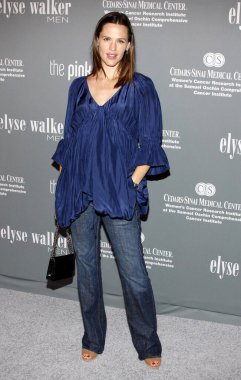 Jennifer Garner at the 4th Annual Pink Party held at the Hangar 8 in Santa Monica on September 13, 2008.