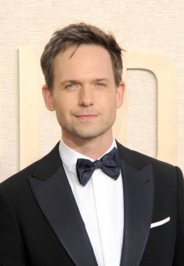 Patrick J. Adams, Beverly Hills, ABD 'deki Beverly Hilton Oteli' nde 7 Ocak 2024 'te düzenlenen 81..