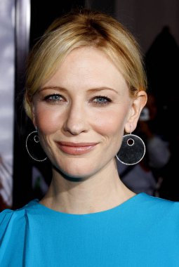 Cate Blanchett, 1 Ekim 2007 'de ABD' nin Universal City kentindeki Gibson Amfitiyatrosunda düzenlenen 'Altın Çağ' ın Los Angeles galasında.