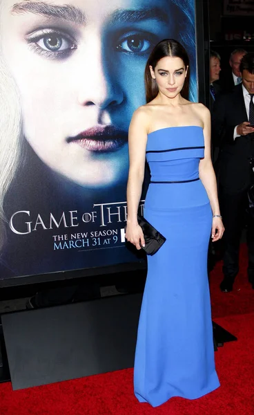 Emilia Clarke, 18 Mart 2013 'te ABD' nin Los Angeles kentindeki TCL Çin Tiyatrosu 'nda düzenlenen Game of Thrones' un üçüncü sezon galasında.