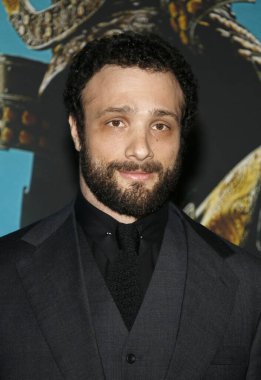 Cosmo Jarvis, 13 Şubat 2024 'te ABD' nin Los Angeles kentindeki Akademi Sinema Müzesi 'nde düzenlenen FX' in Shogun galasında.