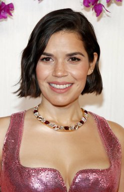 America Ferrera, ABD 'nin Hollywood kentindeki Dolby Tiyatrosu' nda 10 Mart 2024 'te düzenlenen 96..